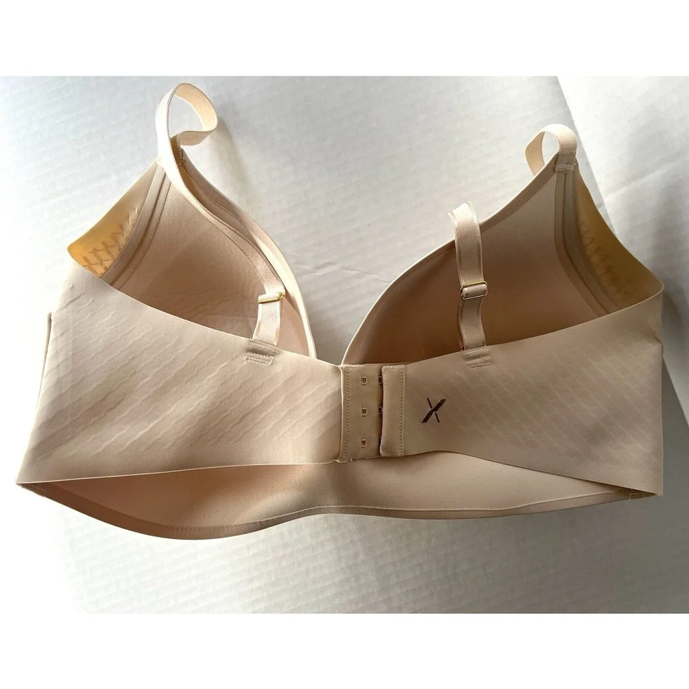 Knix Everyday Wireless Bra Lightly Lined Smoothing Sz 8 Tan Adjustable Band - Picture 3 of 5